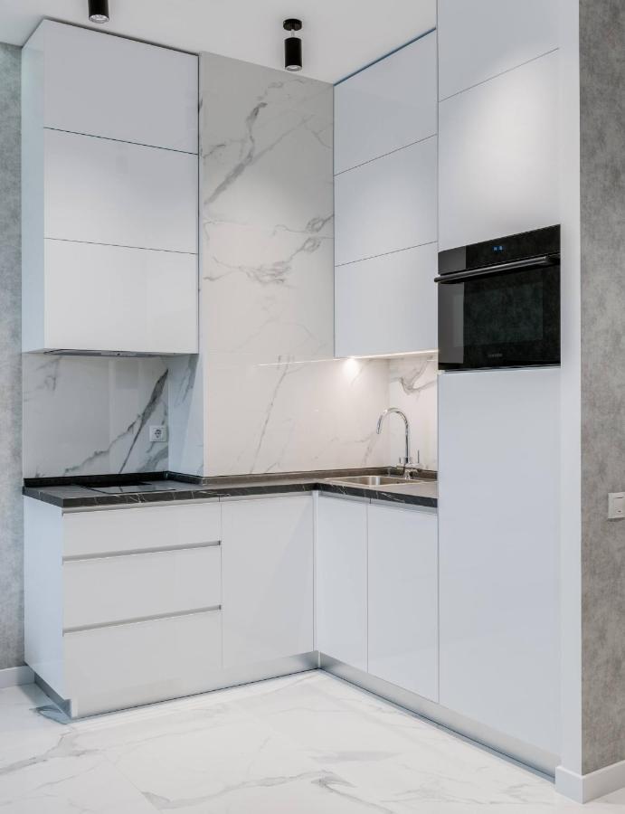 Luxurious Apartment With Panoramic View In The Historic Center Kiev Extérieur photo